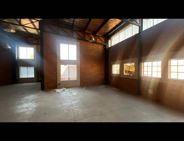270M² WAREHOUSE TO LET IN N4 GATEWAY INDUSTRIAL PARK